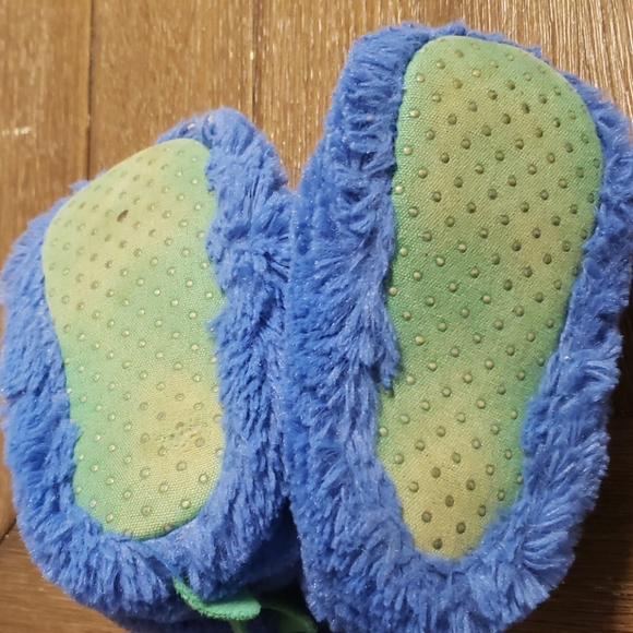Carters Slippers - Picture 3 of 3